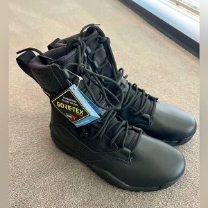 NWT Nike SFB Gore-tex boots Black